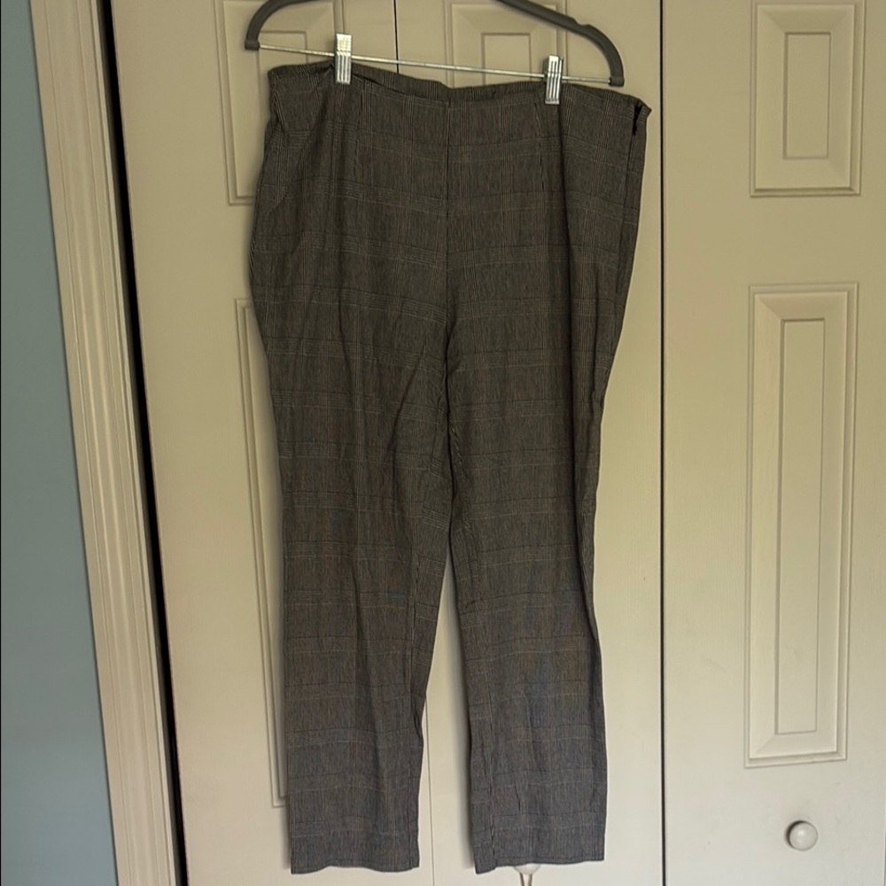 Women’s Business Gray Plaid Pants